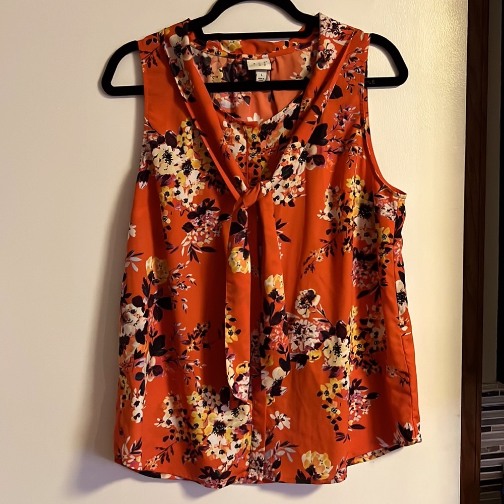 a new day sleeveless button down blouse
Size: Large
Color: Orange/Red - Picture 4 of 16